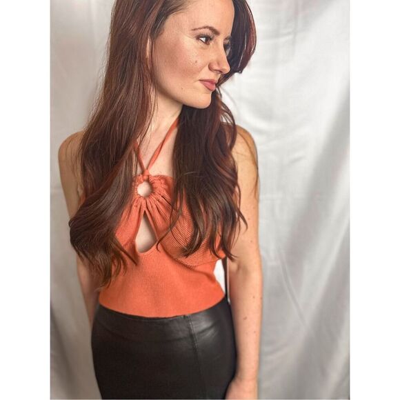 Francesca’s Almost Famous halter top/sweater - Picture 2 of 7